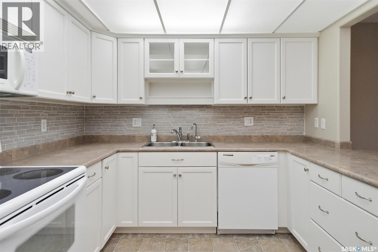 304 1622a Acadia Drive, Saskatoon, Saskatchewan  S7H 5H7 - Photo 8 - SK033078