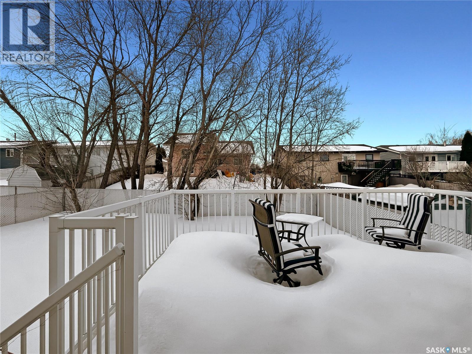 27 Carment Place, Prince Albert, Saskatchewan  S6V 8A2 - Photo 10 - SK033054