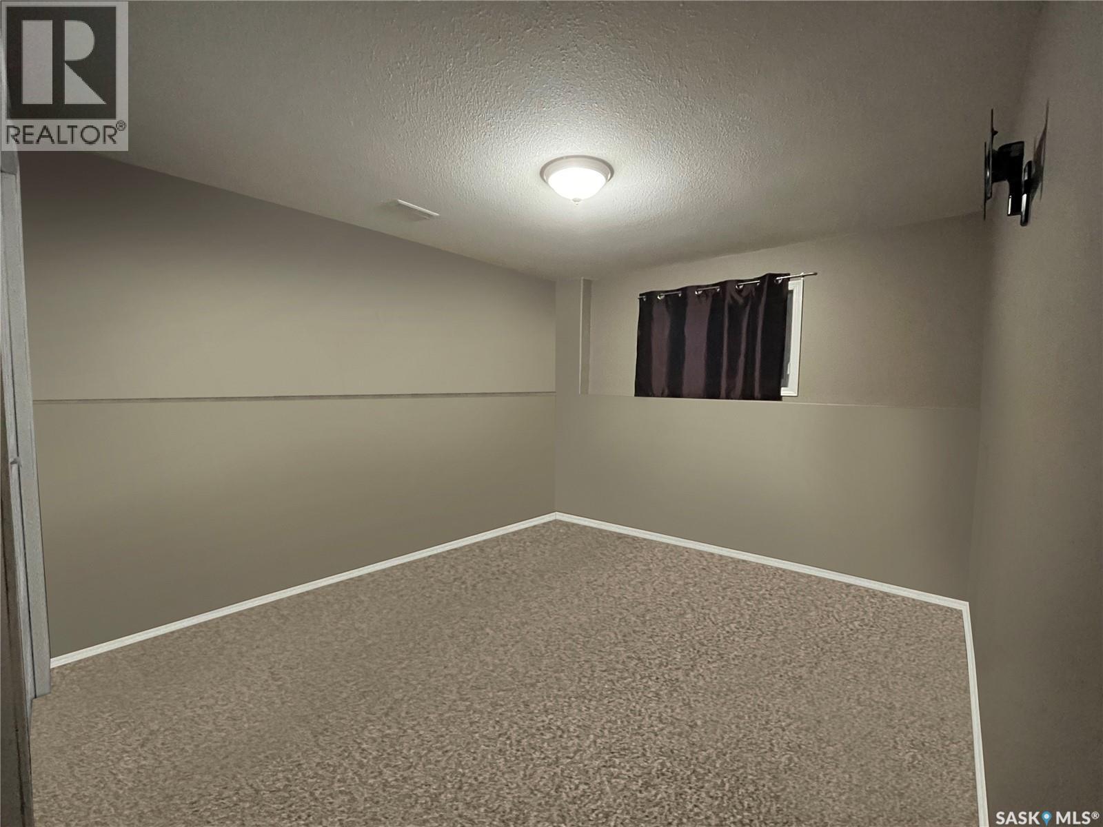 27 Carment Place, Prince Albert, Saskatchewan  S6V 8A2 - Photo 24 - SK033054