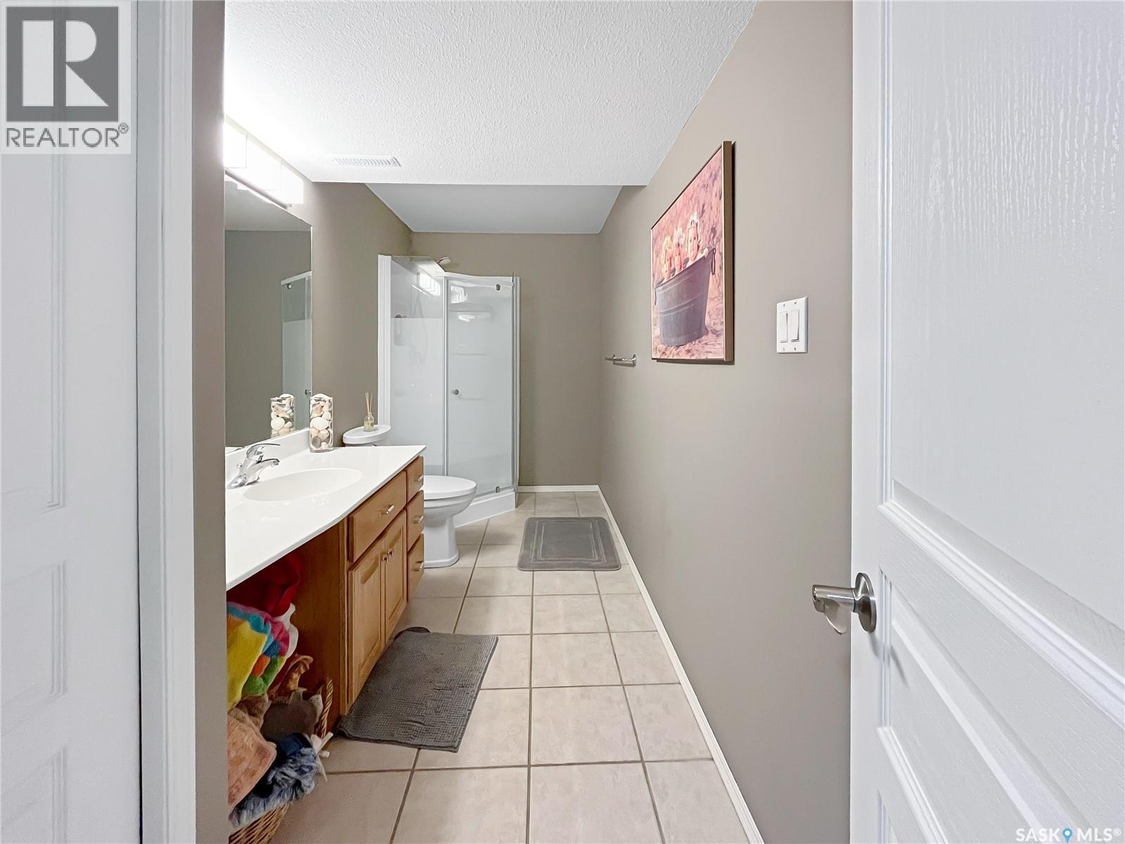 27 Carment Place, Prince Albert, Saskatchewan  S6V 8A2 - Photo 25 - SK033054