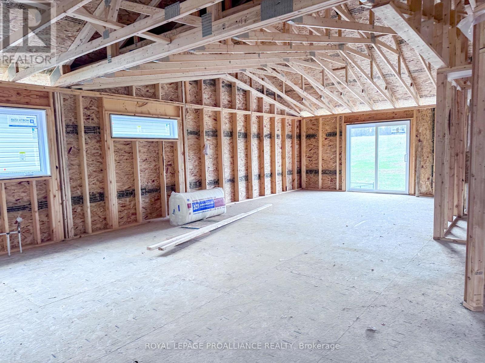 81 Meagan Lane, Quinte West, Ontario  K0K 2C0 - Photo 2 - X12964122