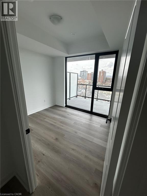 2075 Lakeshore Road Unit# 701, Burlington, Ontario  L7R 0H3 - Photo 5 - 40821728