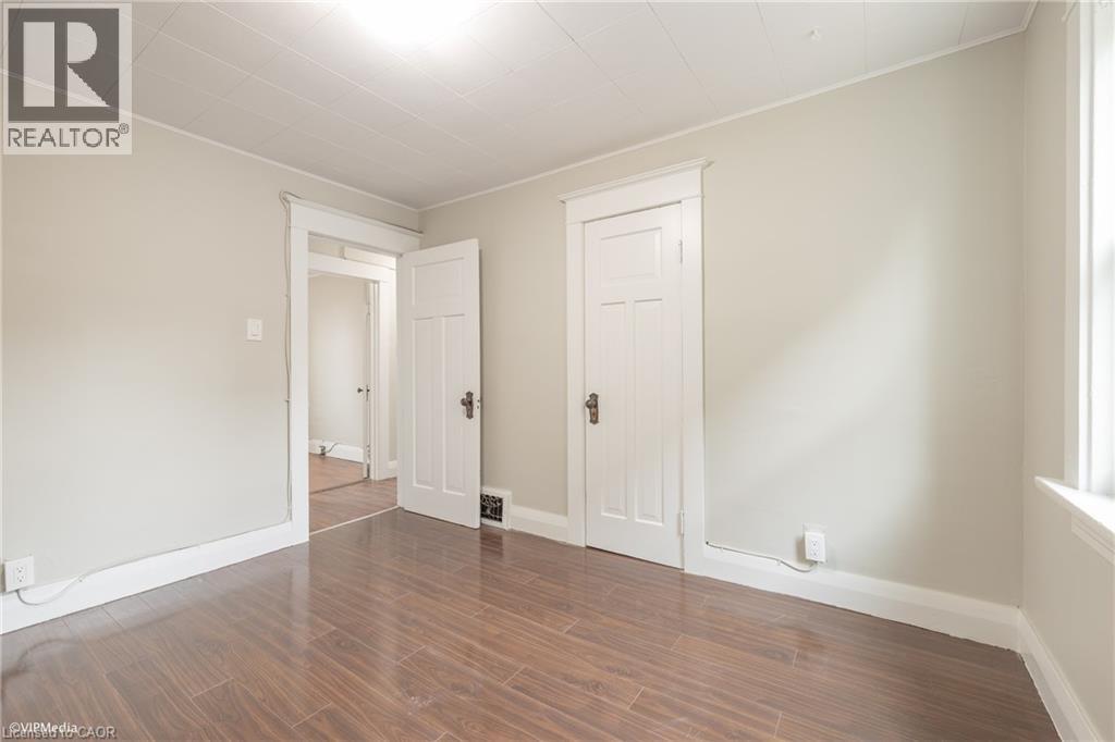 177 Regina Street N, Waterloo, Ontario  N2J 3B4 - Photo 13 - 40810459