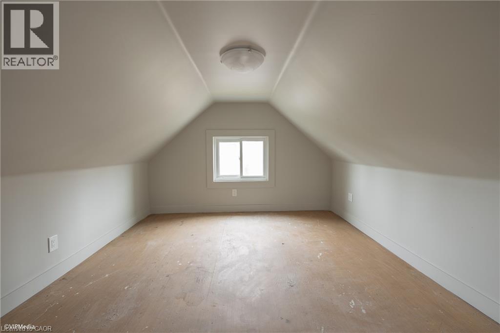 177 Regina Street N, Waterloo, Ontario  N2J 3B4 - Photo 14 - 40810459