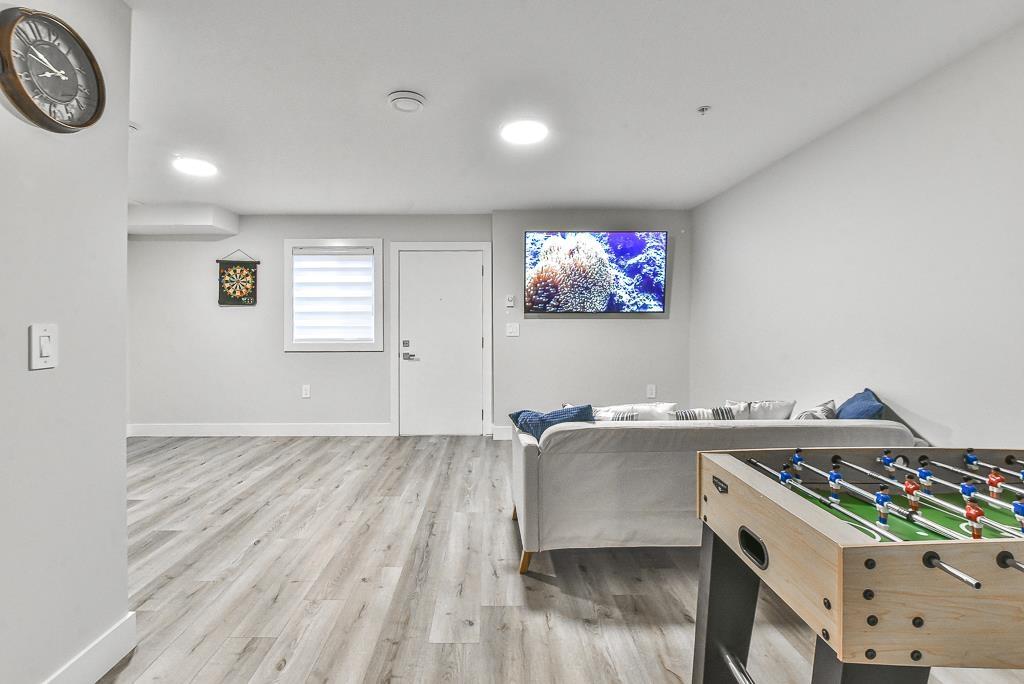 7422 196 Street, Langley, British Columbia  V3A 7X8 - Photo 26 - R3111392