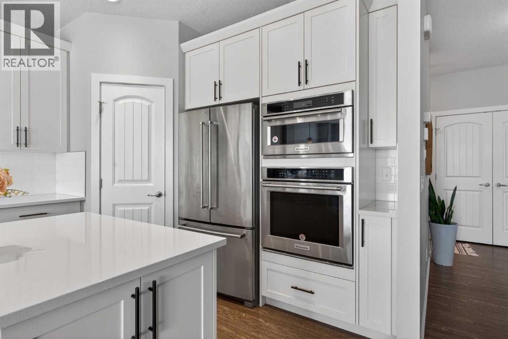 126 Bayview Circle SW, Airdrie, Alberta  T4B 4H2 - Photo 7 - A2286936