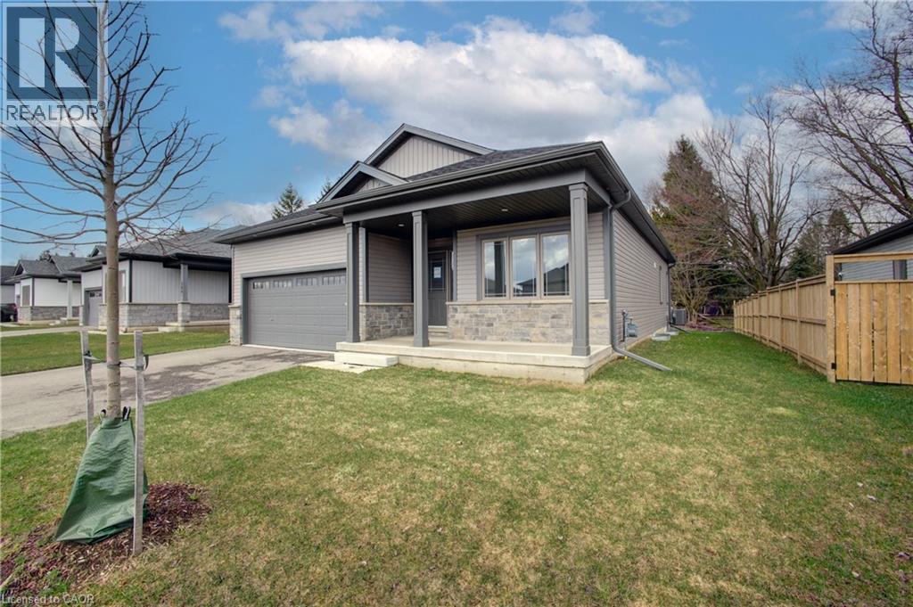 160 Ellen Street, Atwood, Ontario  N0G 1B0 - Photo 3 - 40821731