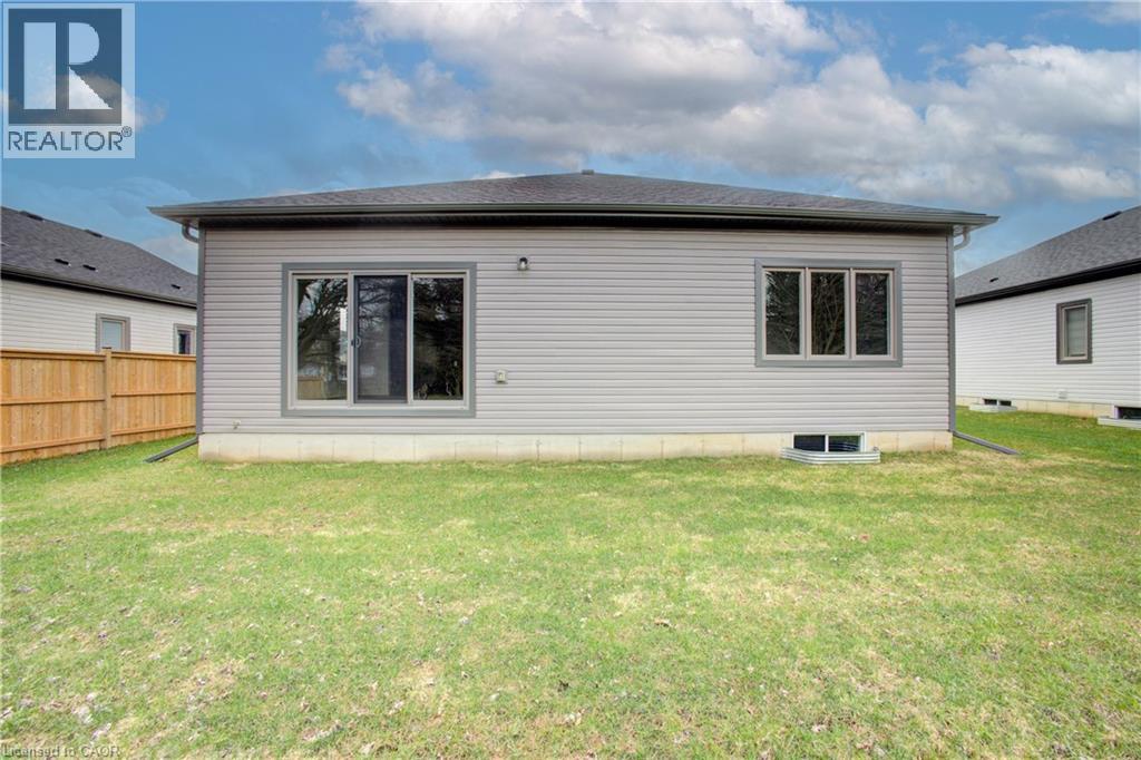 160 Ellen Street, Atwood, Ontario  N0G 1B0 - Photo 33 - 40821731