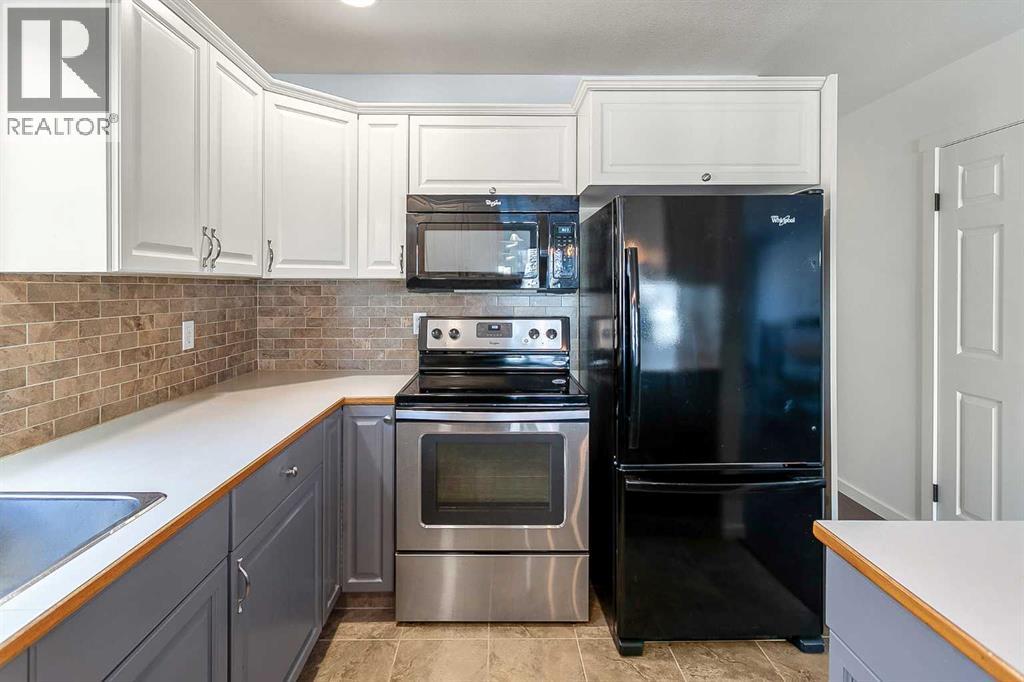 B, 303 Centre Street N, Sundre, Alberta  T0M 1X0 - Photo 14 - A2284925