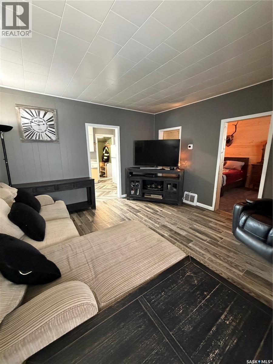 511 Albert Street, Hudson Bay, Saskatchewan  S0E 0Y0 - Photo 17 - SK033043