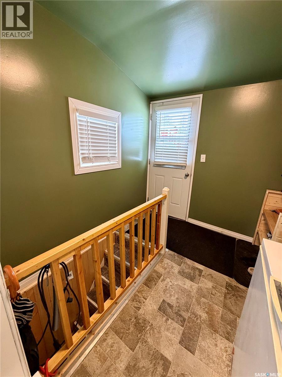 511 Albert Street, Hudson Bay, Saskatchewan  S0E 0Y0 - Photo 6 - SK033043