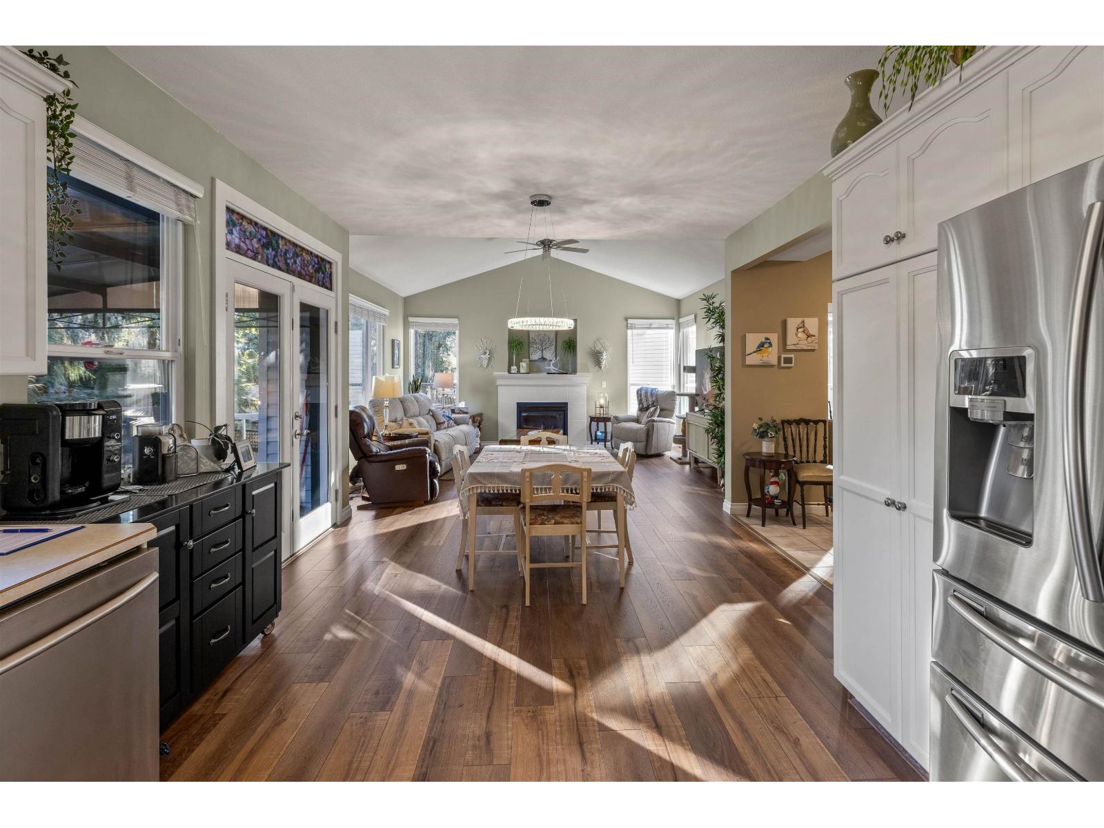 32976 Hawthorne Avenue, Mission, British Columbia  V2V 7C3 - Photo 9 - R3111359