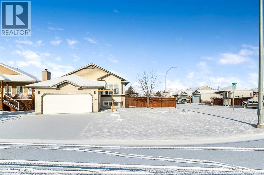 1112 2 Street Ne, Sundre, Alberta  T0M 1X0 - Photo 2 - A2297779