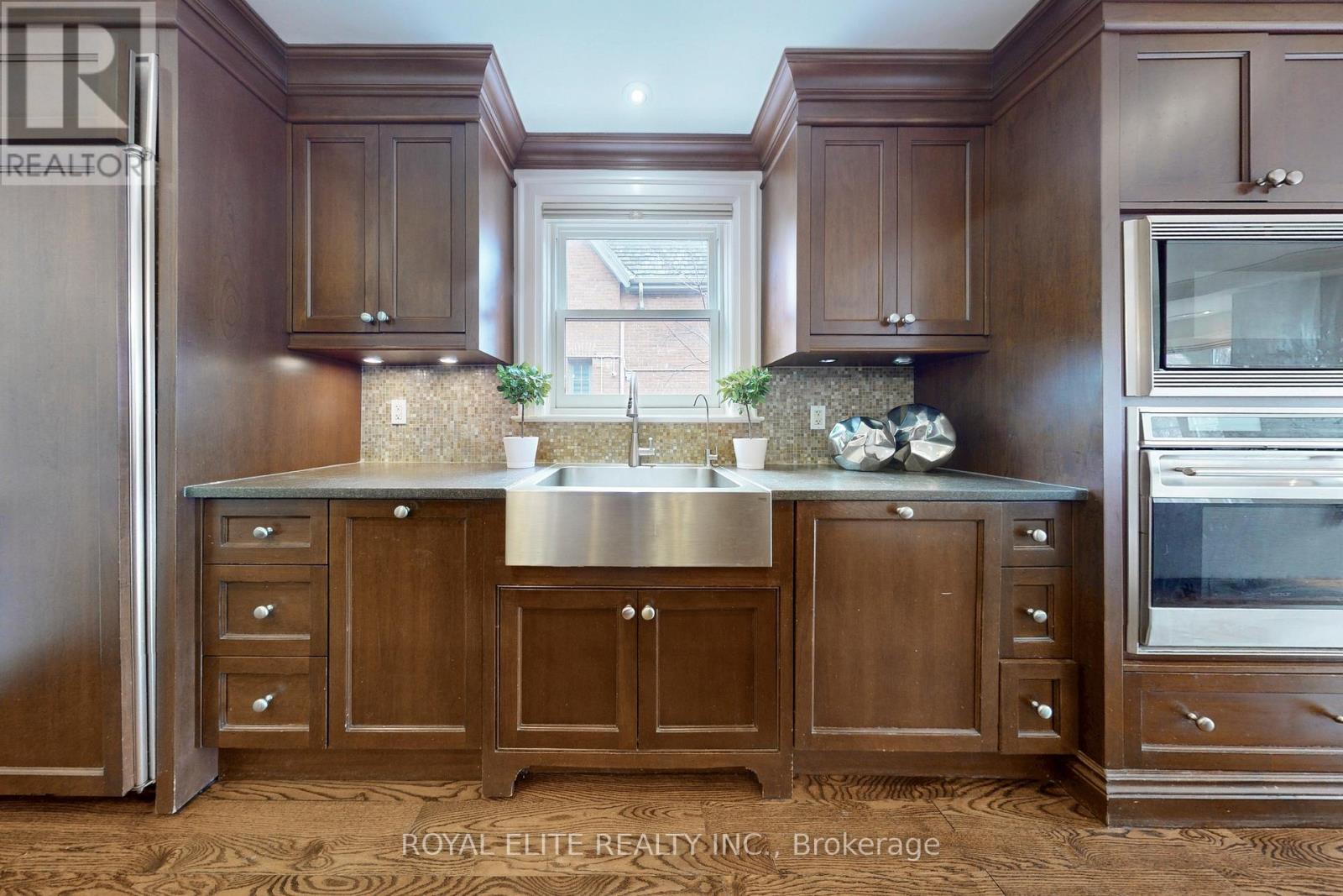 177 Glengrove Avenue W, Toronto, Ontario  M4R 1P4 - Photo 12 - C13010282