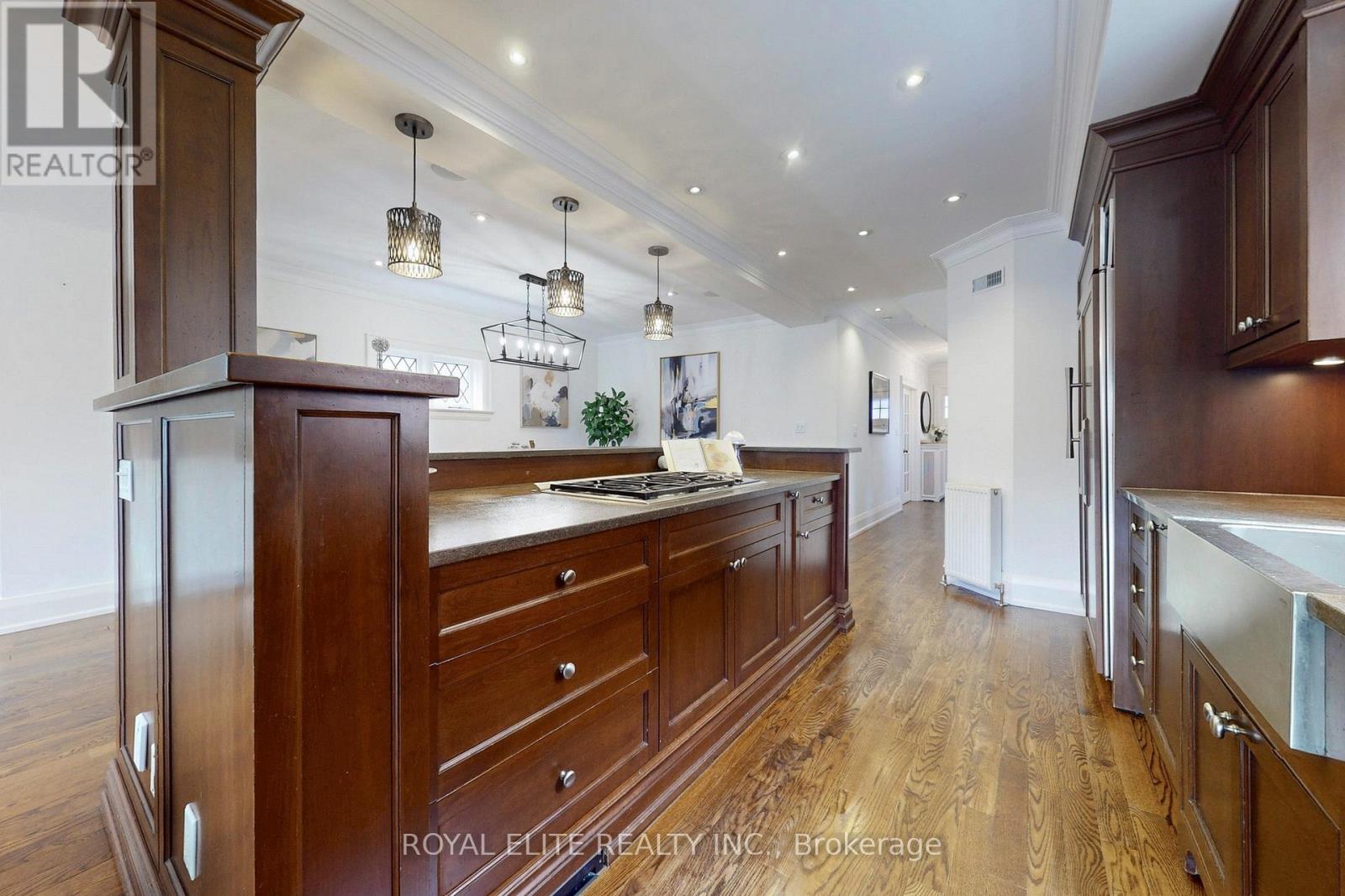 177 Glengrove Avenue W, Toronto, Ontario  M4R 1P4 - Photo 13 - C13010282