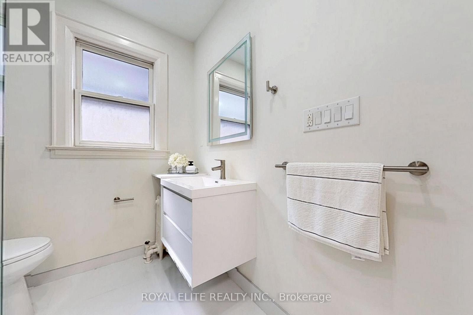 177 Glengrove Avenue W, Toronto, Ontario  M4R 1P4 - Photo 33 - C13010282