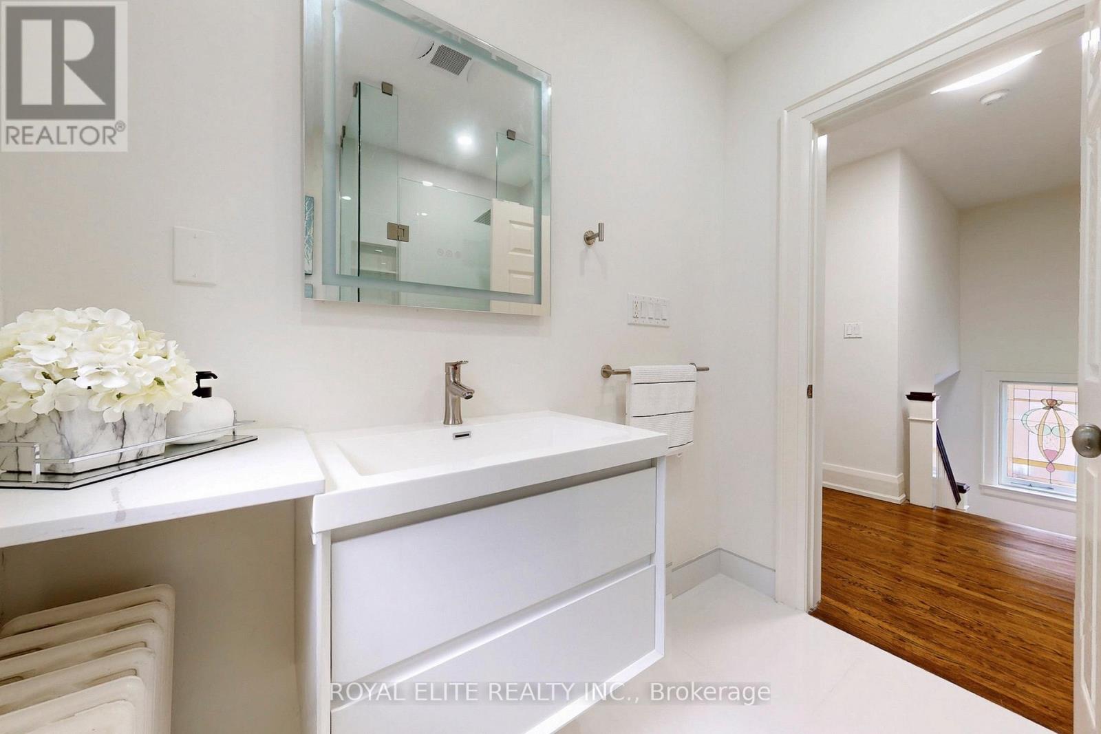 177 Glengrove Avenue W, Toronto, Ontario  M4R 1P4 - Photo 34 - C13010282