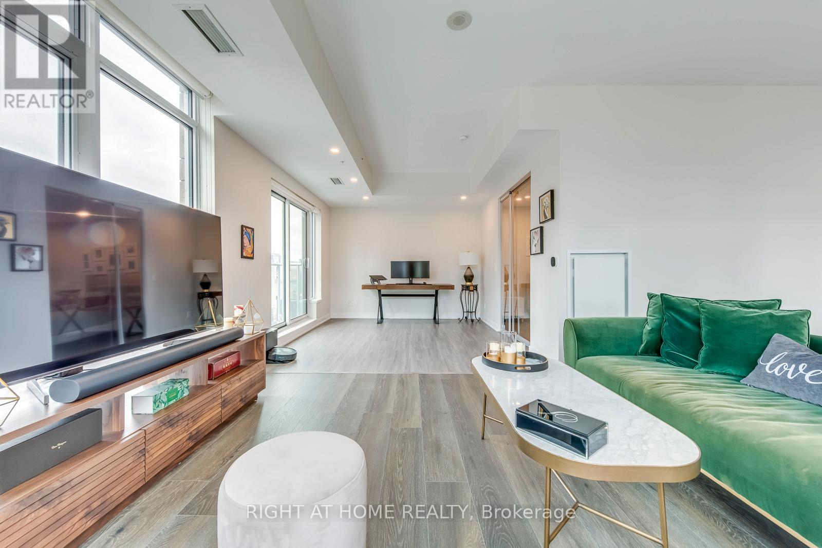 807 - 30 Nelson Street, Toronto, Ontario  M5V 0H5 - Photo 13 - C13010292