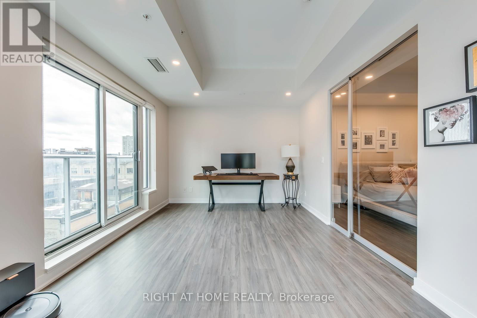 807 - 30 Nelson Street, Toronto, Ontario  M5V 0H5 - Photo 17 - C13010292