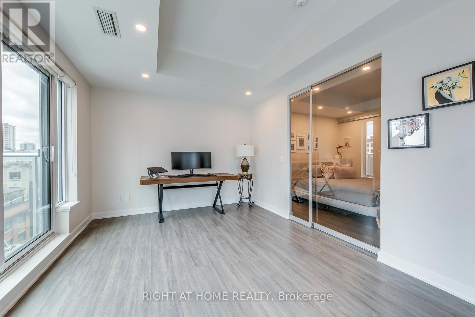 807 - 30 Nelson Street, Toronto, Ontario  M5V 0H5 - Photo 19 - C13010292