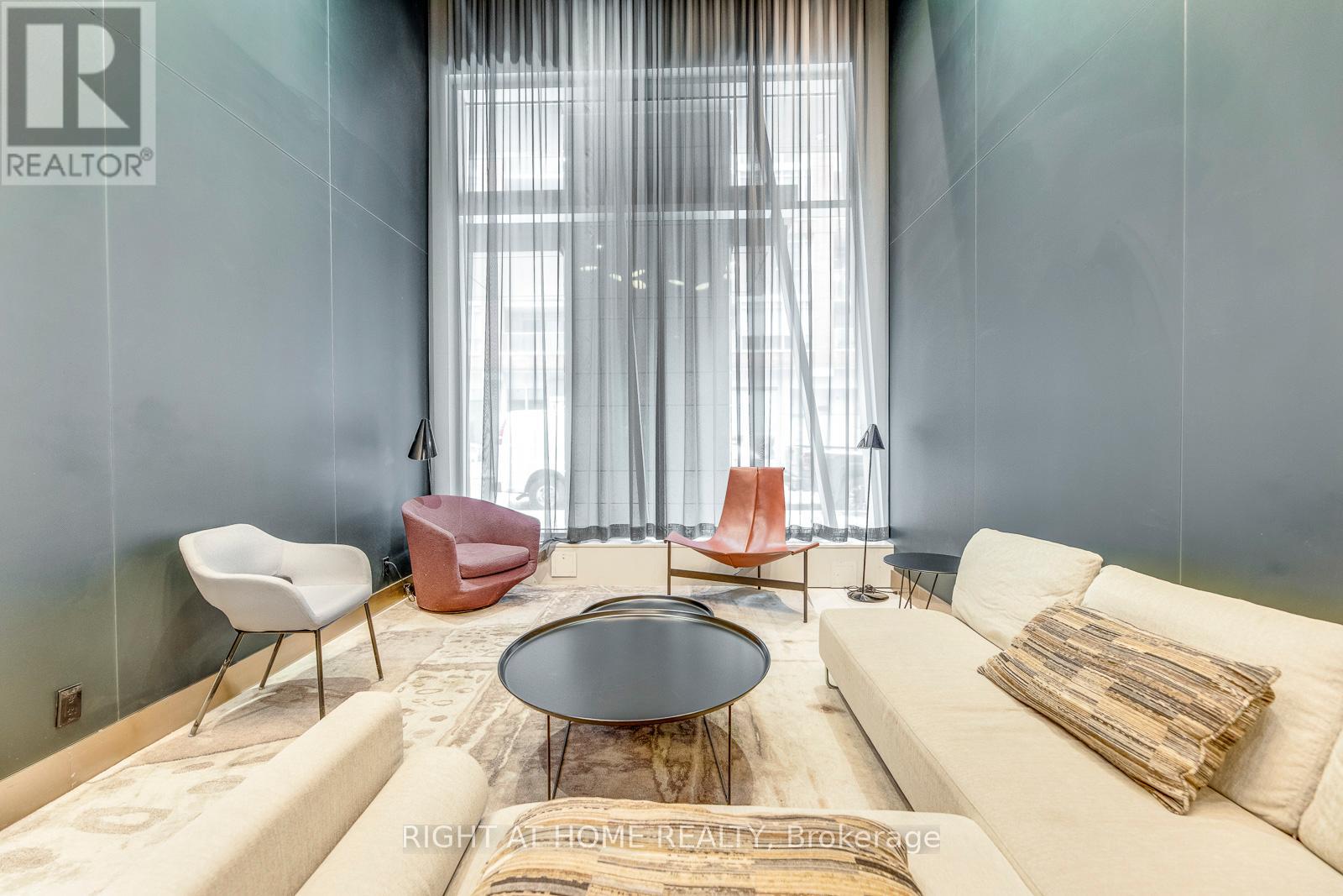 807 - 30 Nelson Street, Toronto, Ontario  M5V 0H5 - Photo 36 - C13010292