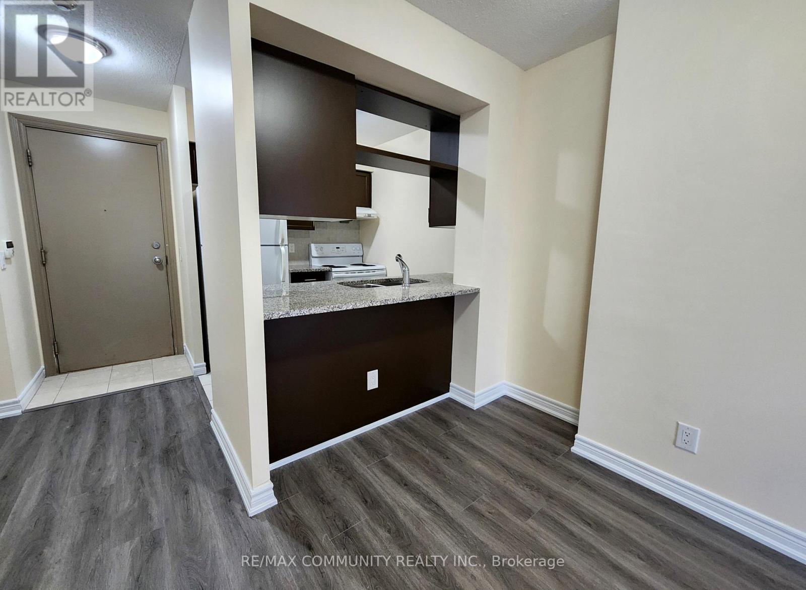 1205 - 70 Town Centre Court, Toronto, Ontario  M1P 0B2 - Photo 6 - E13010290