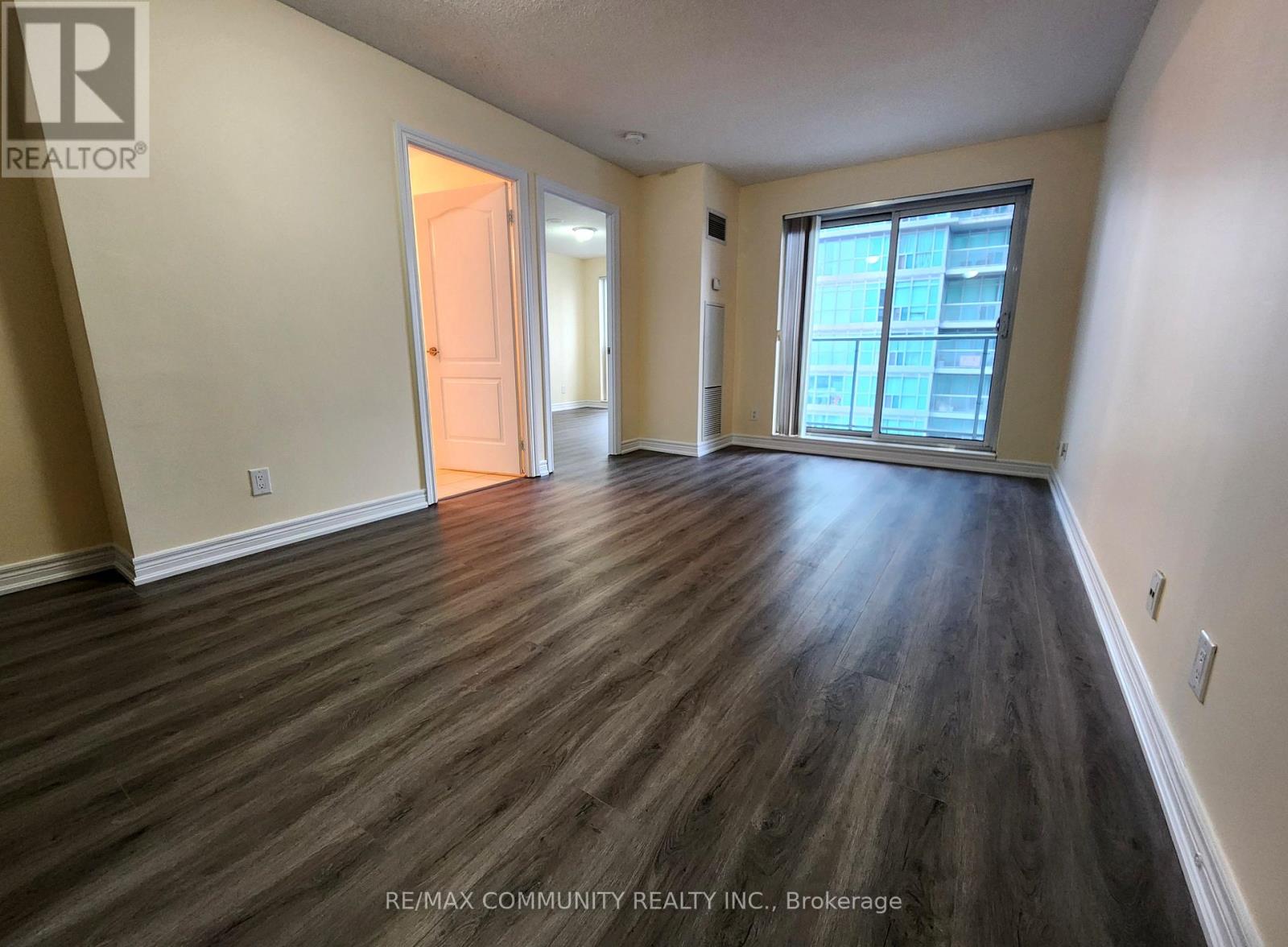 1205 - 70 Town Centre Court, Toronto, Ontario  M1P 0B2 - Photo 8 - E13010290