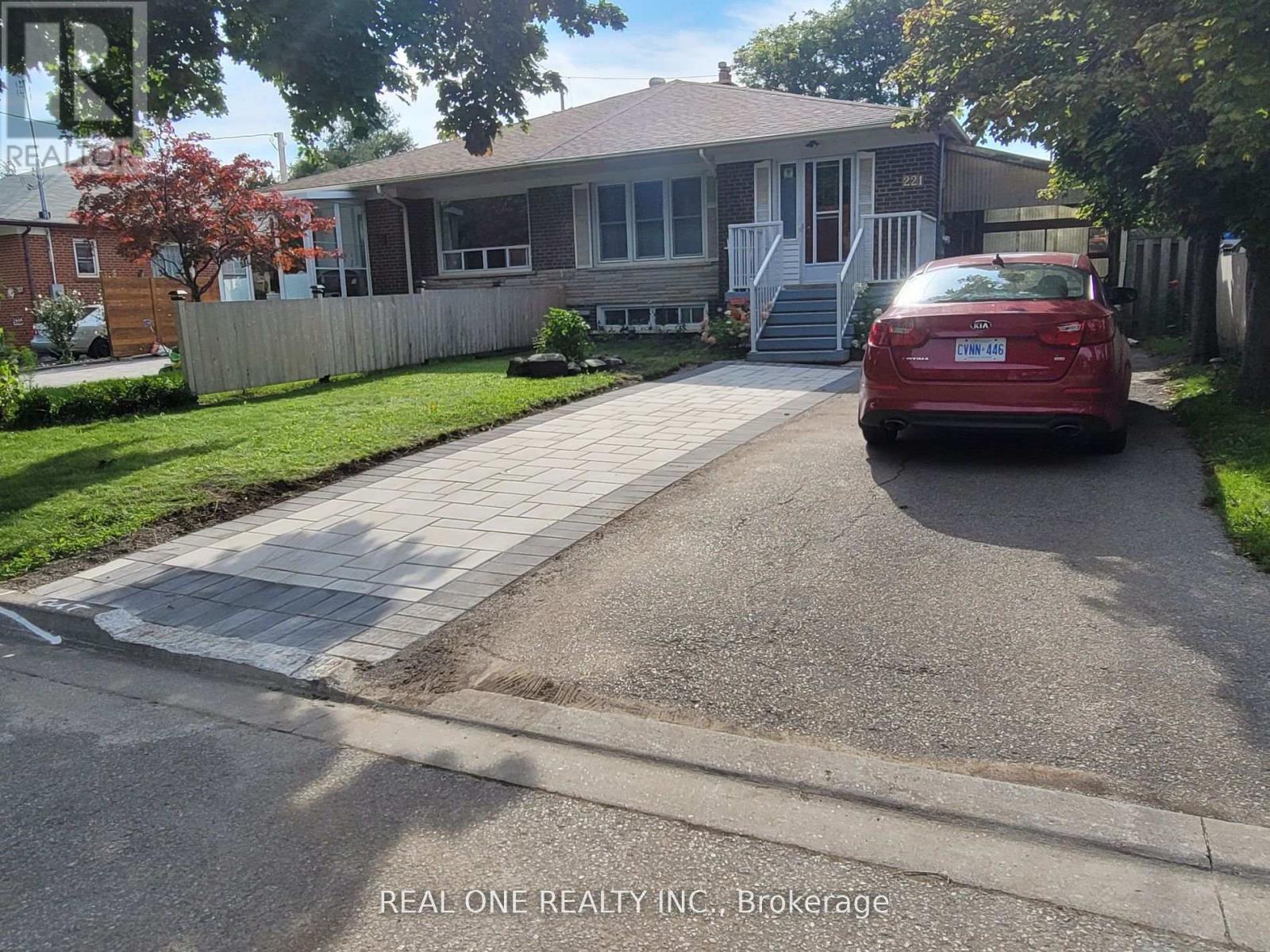 Basement - 221 Elka Drive, Richmond Hill, Ontario  L4C 3A2 - Photo 2 - N13010284