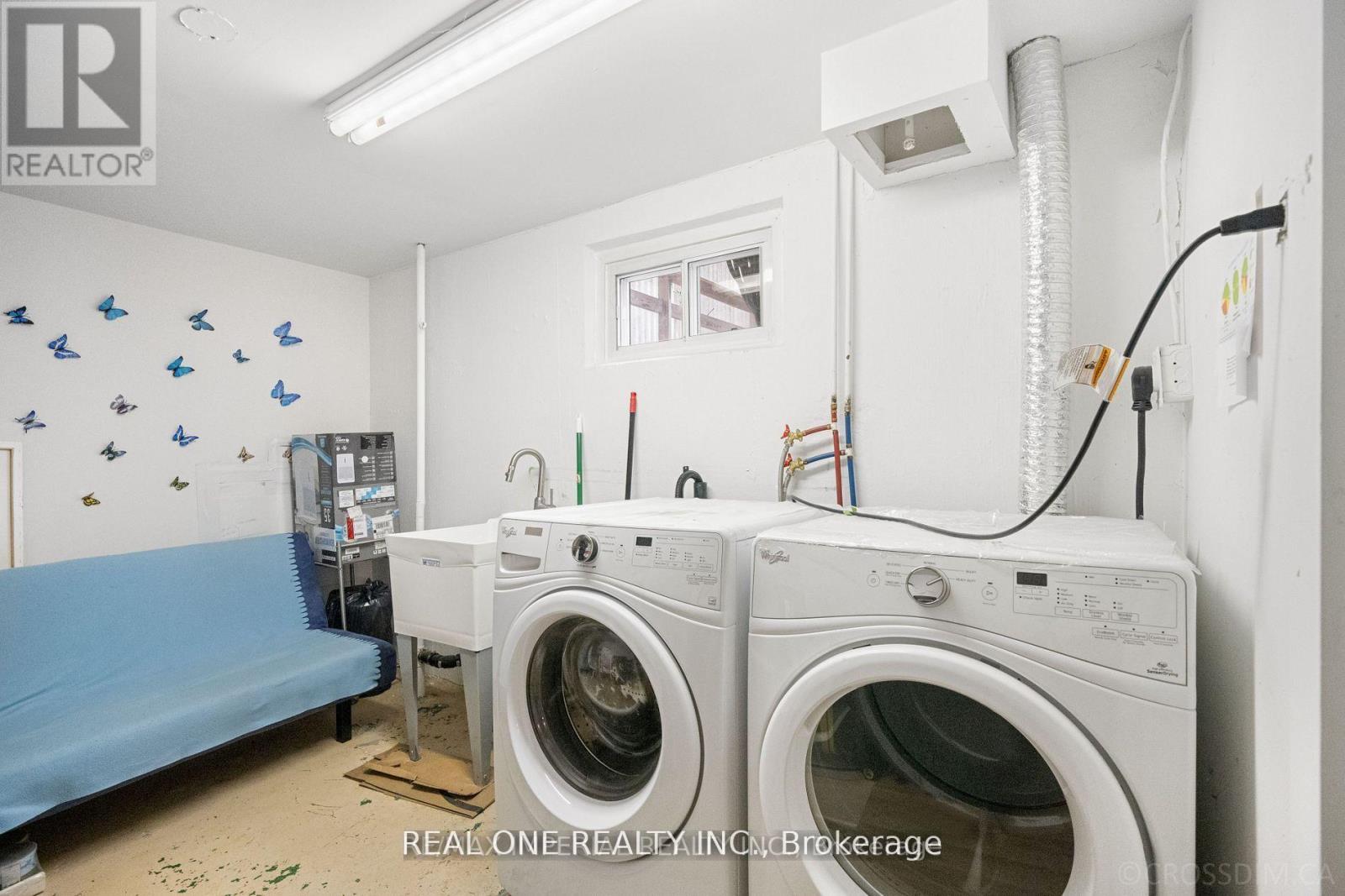 Basement - 221 Elka Drive, Richmond Hill, Ontario  L4C 3A2 - Photo 7 - N13010284