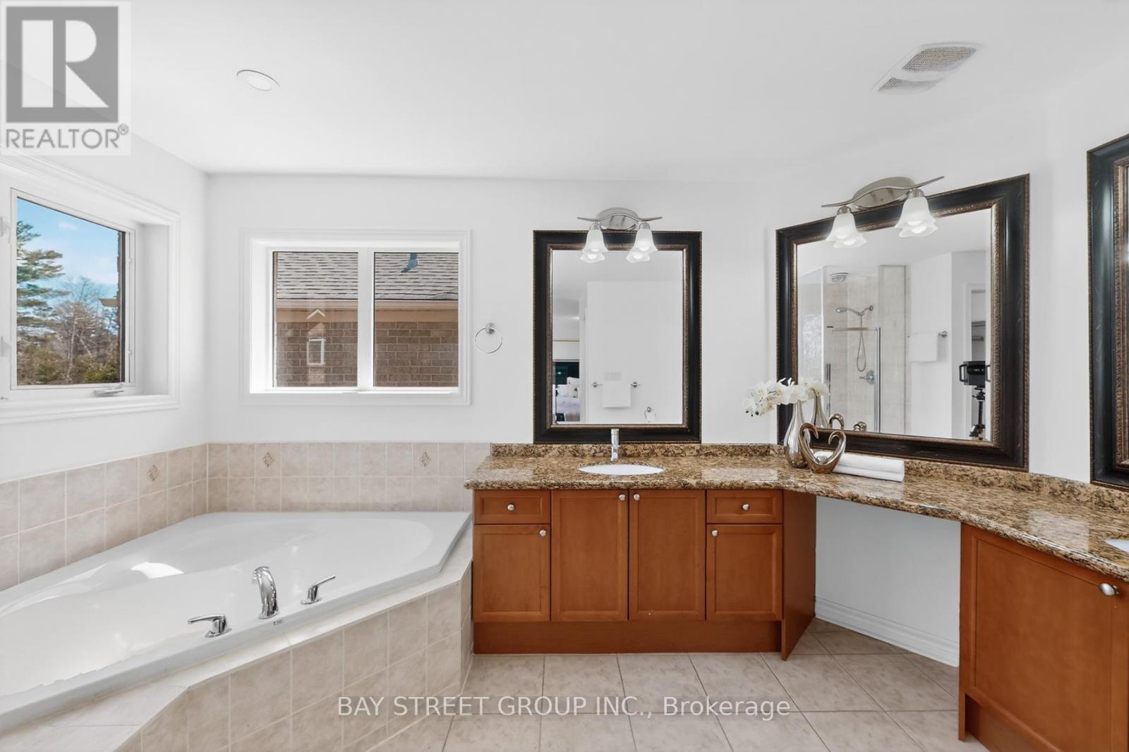 359 Worthington Avenue, Richmond Hill (Oak Ridges Lake Wilcox), Ontario  L4E 4S3 - Photo 28 - N13010312