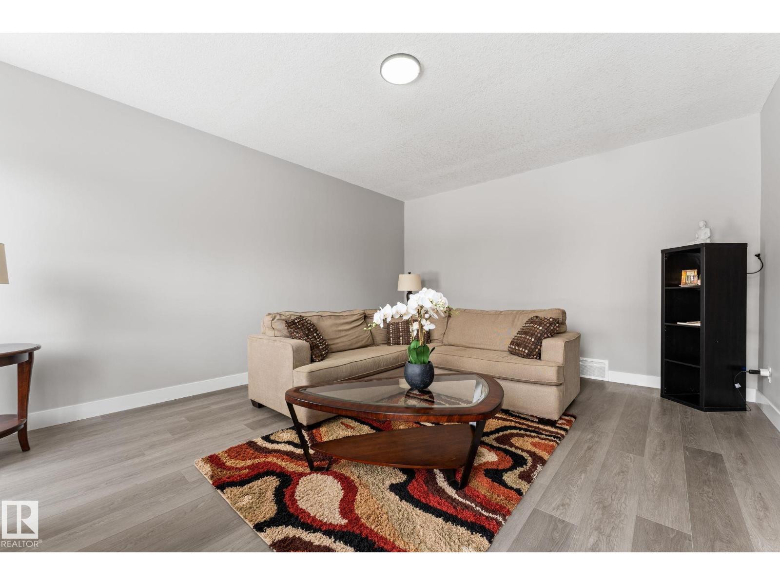 10673 161 Av NW, Edmonton, Alberta  T5X 4Z9 - Photo 9 - E4480930