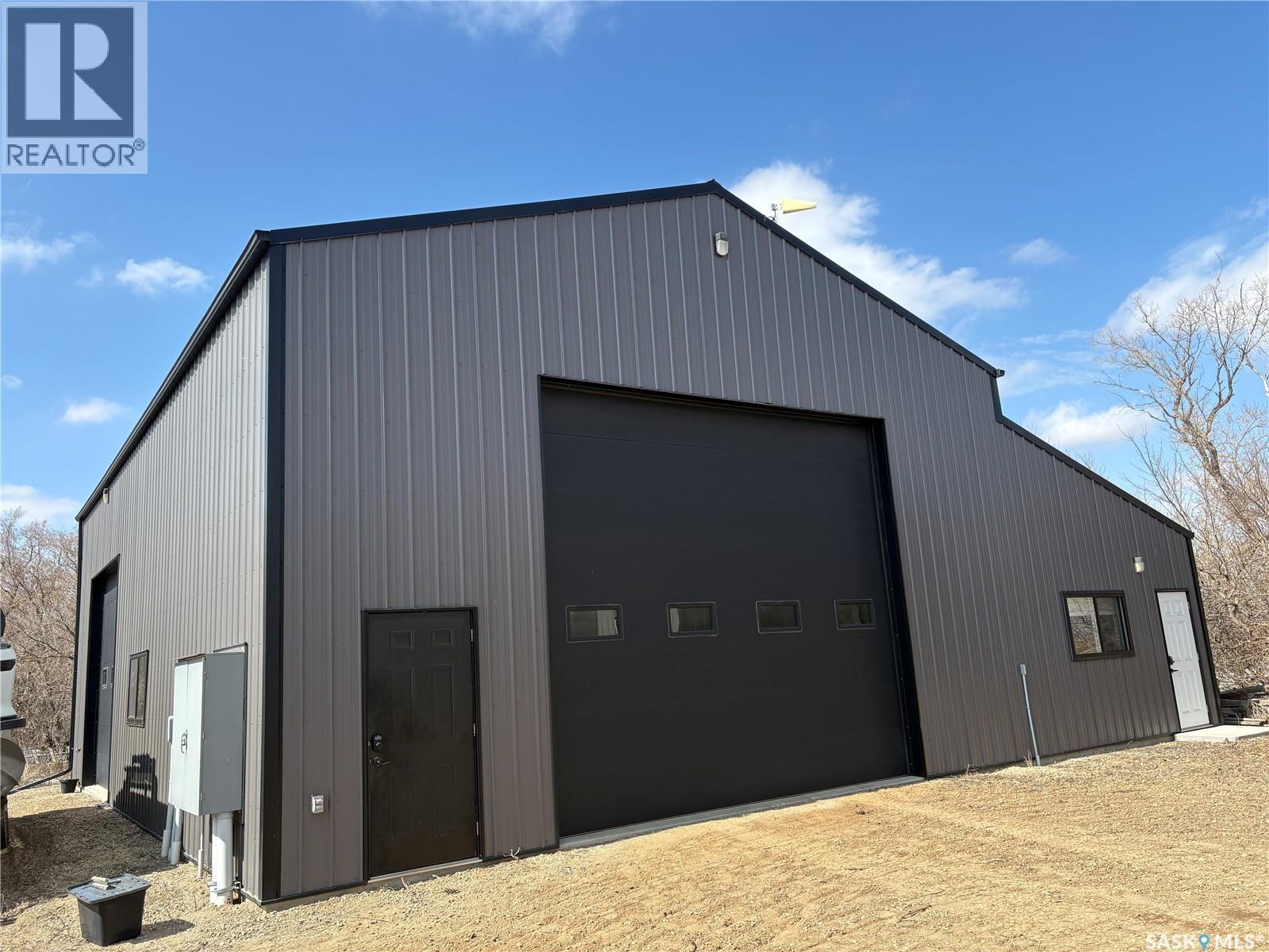 Strasbourg/ Bulyea  Sk Acreage, Mckillop Rm No. 220, Saskatchewan  S0G 0L0 - Photo 2 - SK033077