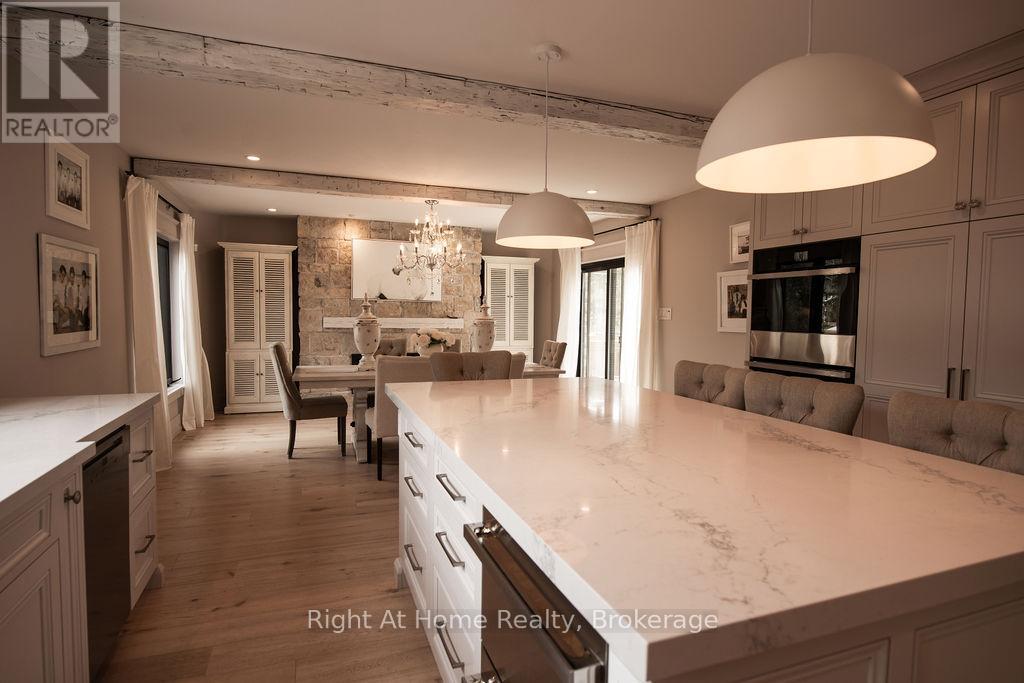 139 Allan Street, Oakville, Ontario  L6J 3N6 - Photo 15 - W12932152