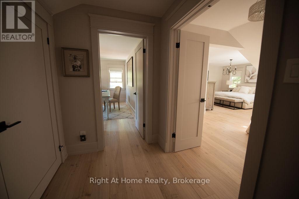 139 Allan Street, Oakville, Ontario  L6J 3N6 - Photo 20 - W12932152