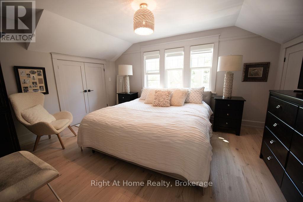 139 Allan Street, Oakville, Ontario  L6J 3N6 - Photo 26 - W12932152