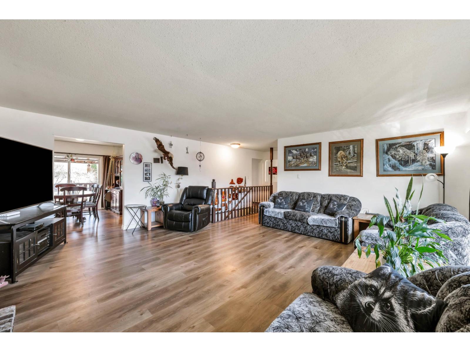 5927 184 Street, Surrey, British Columbia  V3S 4N2 - Photo 9 - R3095026