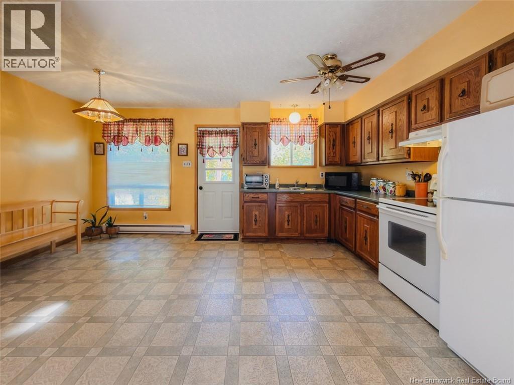 120 Wilson Street, Woodstock, New Brunswick  E7M 3A3 - Photo 17 - NB127567