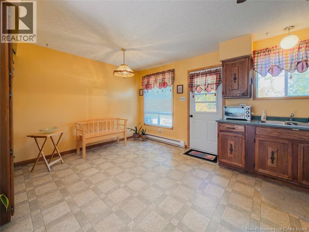 120 Wilson Street, Woodstock, New Brunswick  E7M 3A3 - Photo 20 - NB127567