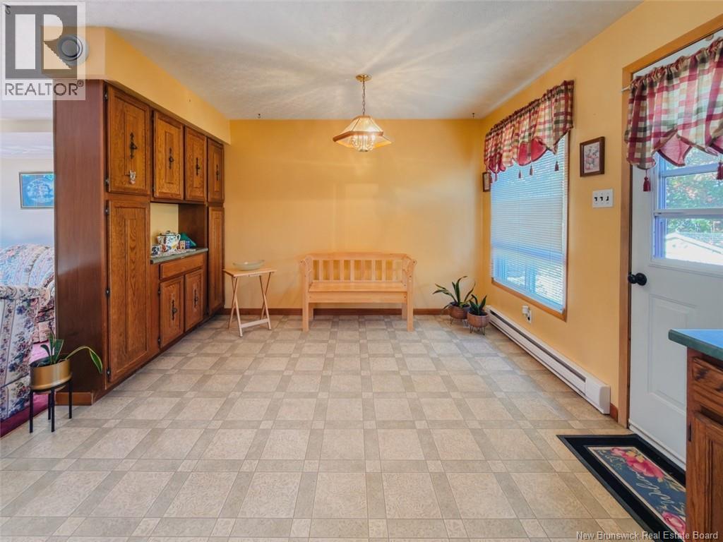 120 Wilson Street, Woodstock, New Brunswick  E7M 3A3 - Photo 19 - NB127567