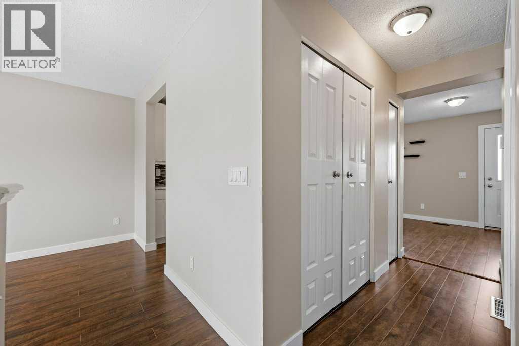 31, 12 Templewood Drive Ne, Calgary, Alberta  T1Y 4R7 - Photo 14 - A2300807