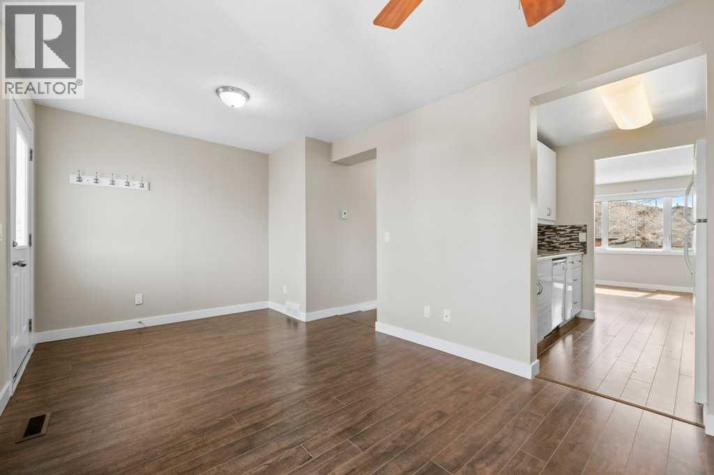 31, 12 Templewood Drive Ne, Calgary, Alberta  T1Y 4R7 - Photo 13 - A2300807