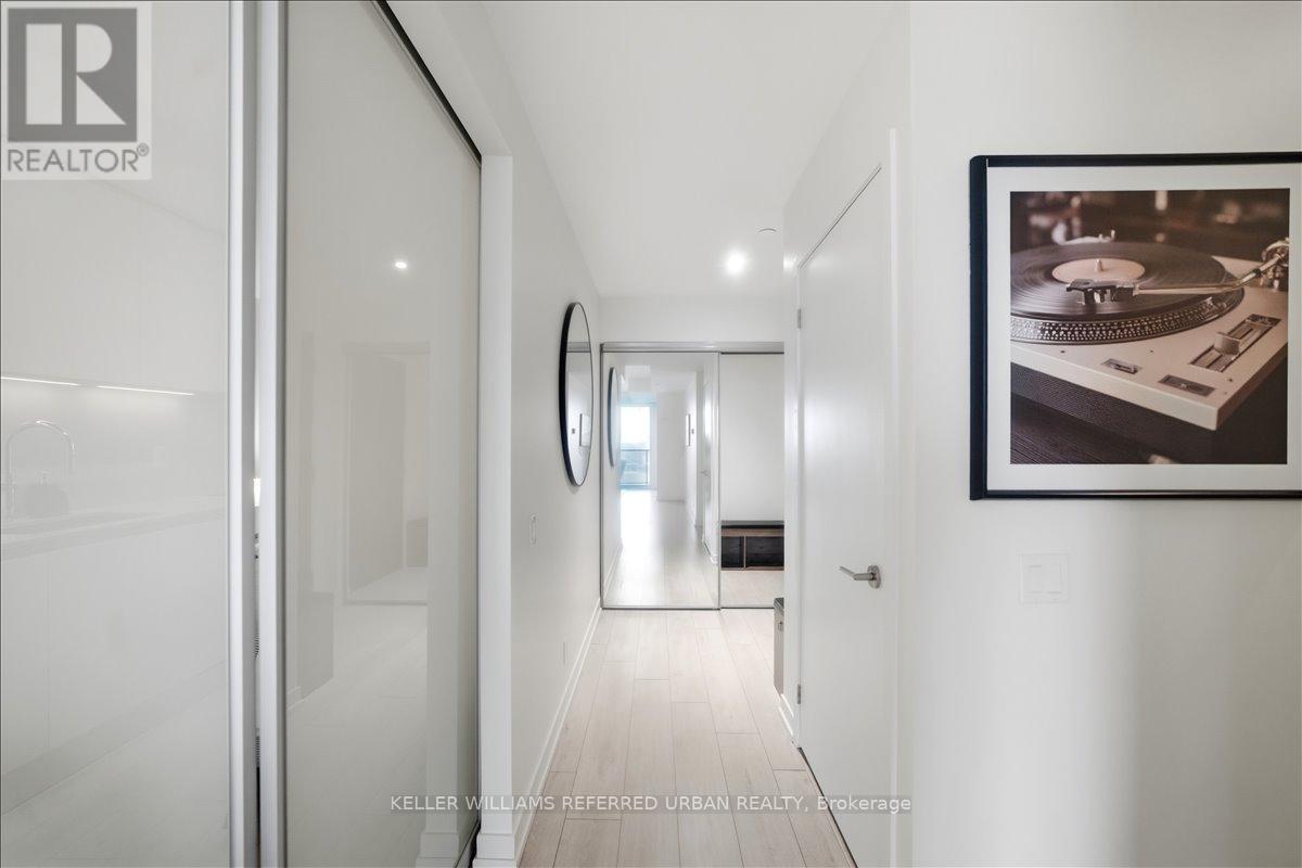 812 - 39 Mary Street, Barrie, Ontario  L4N 1S9 - Photo 4 - S13006788