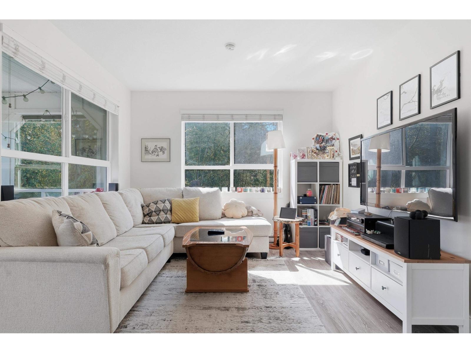 410 16388 64 AVENUE, Surrey, British Columbia