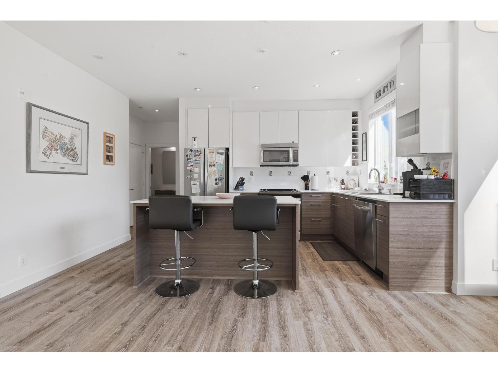 410 16388 64 Avenue, Surrey, British Columbia  V3S 6X6 - Photo 6 - R3112003