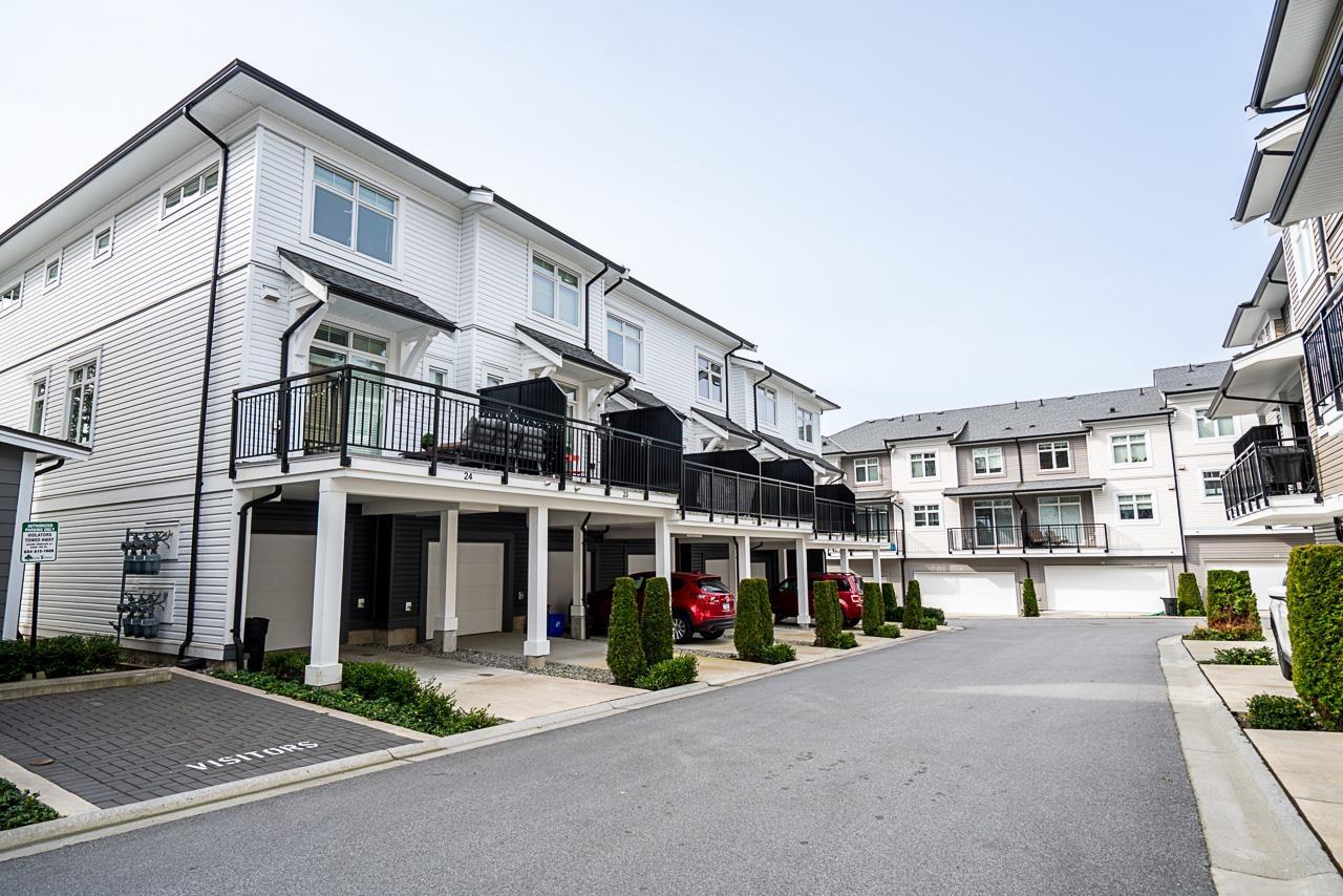 24 2070 Oak Meadows Drive, Surrey, British Columbia  V3Z 1J1 - Photo 5 - R3106848