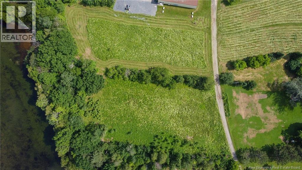 170 And 174 Houlton Street, Woodstock, New Brunswick  E7M 1Z1 - Photo 22 - NB090049