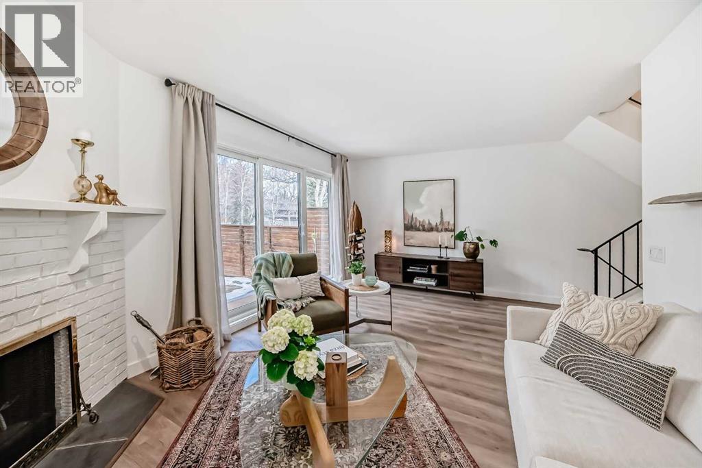 60 Point Drive Nw, Calgary, Alberta  T3B 5B3 - Photo 7 - A2300197