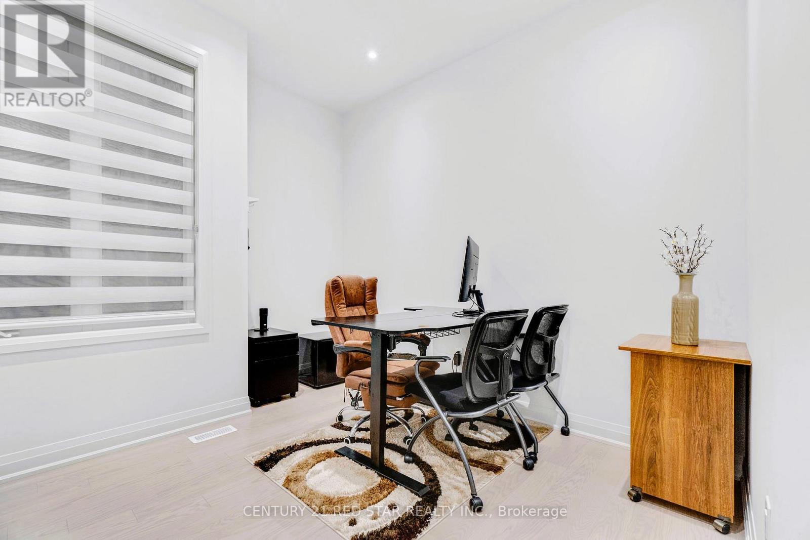 3251 Harasym Trail, Oakville, Ontario  L6M 5N6 - Photo 17 - W12996632