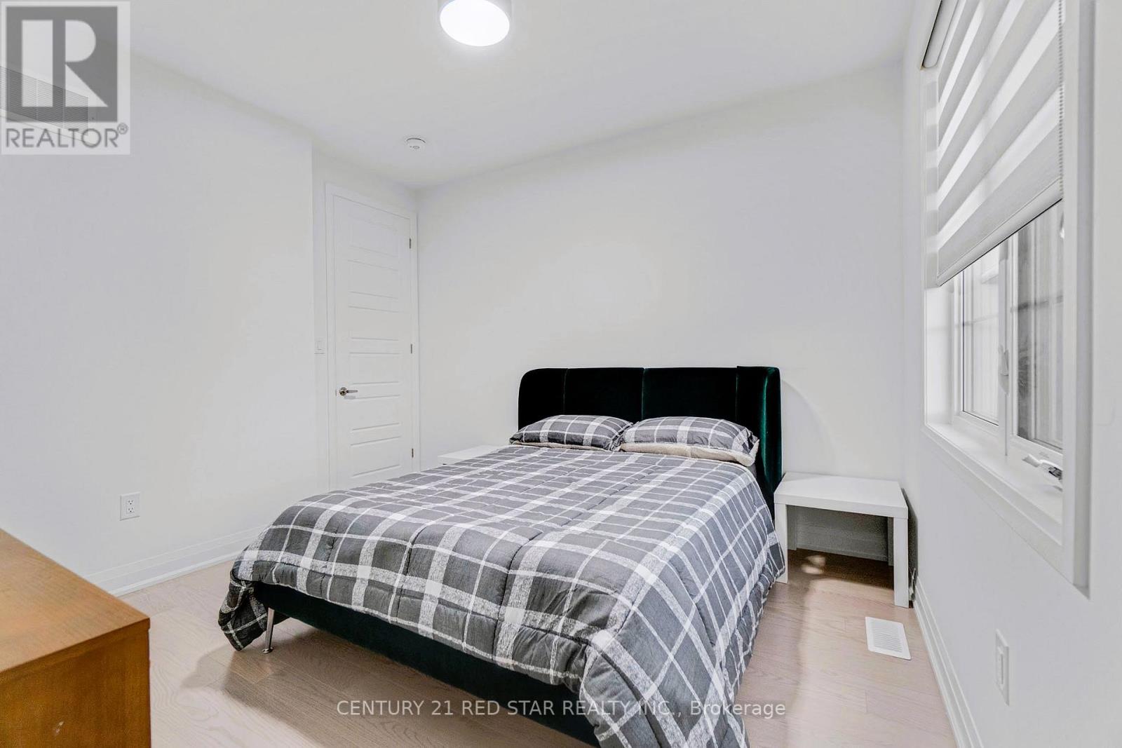 3251 Harasym Trail, Oakville, Ontario  L6M 5N6 - Photo 26 - W12996632