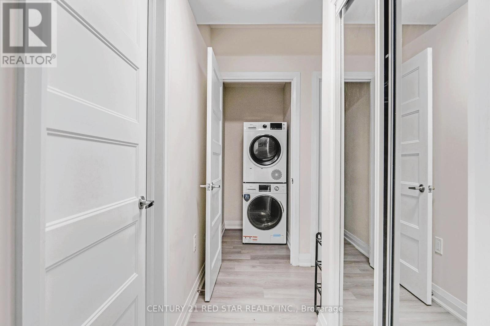 3251 Harasym Trail, Oakville, Ontario  L6M 5N6 - Photo 44 - W12996632